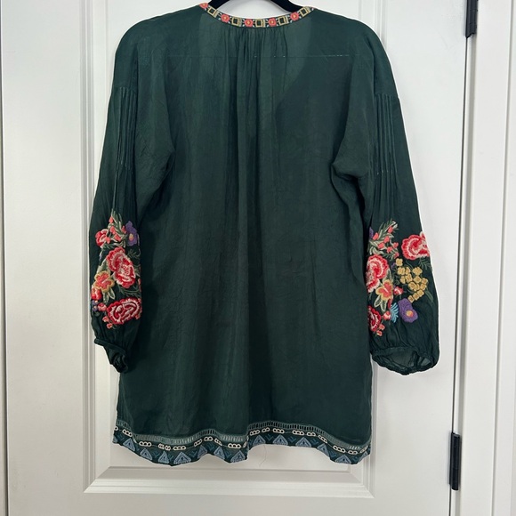 $365 JOHNNY WAS sz S Zadonia Embroidered Peasant Top Blouse Sold Out - Picture 8 of 13